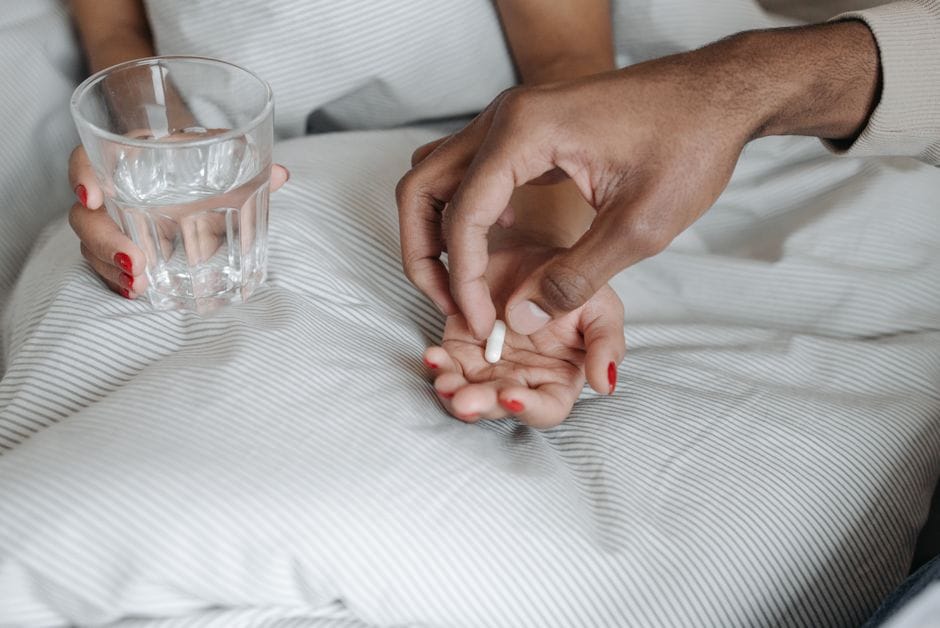 Beber água sem contar copos: os sinais do corpo